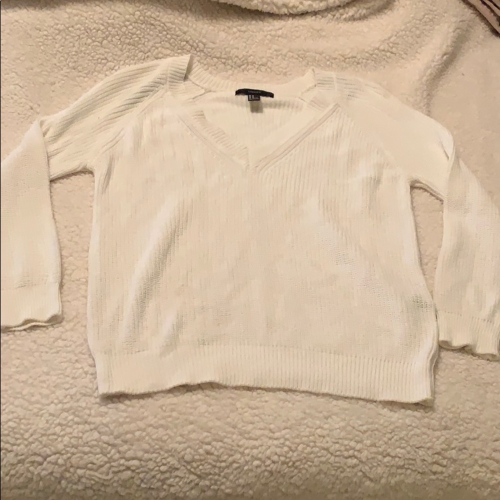White v-neck sweater